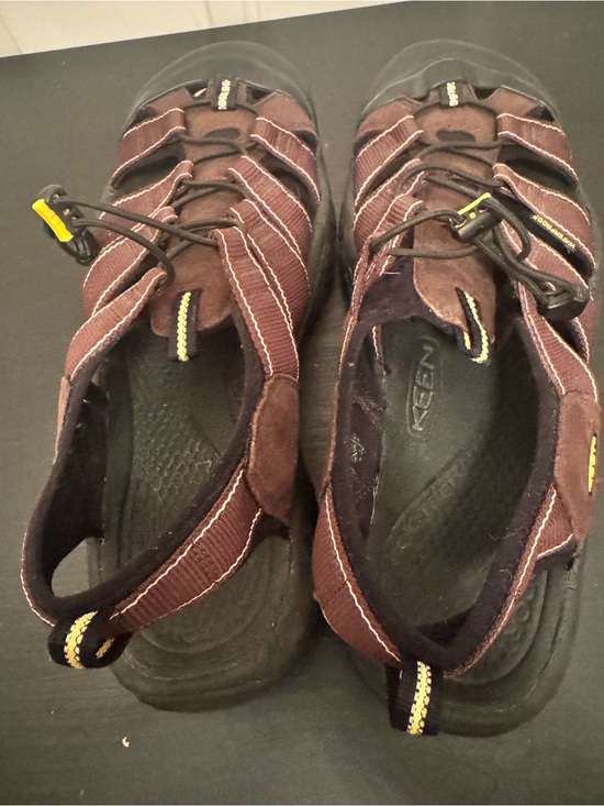 Keen Newport H2 Men’s Sandals Closed Toe Waterproof Hiking Size 14 Brown Black main image 5